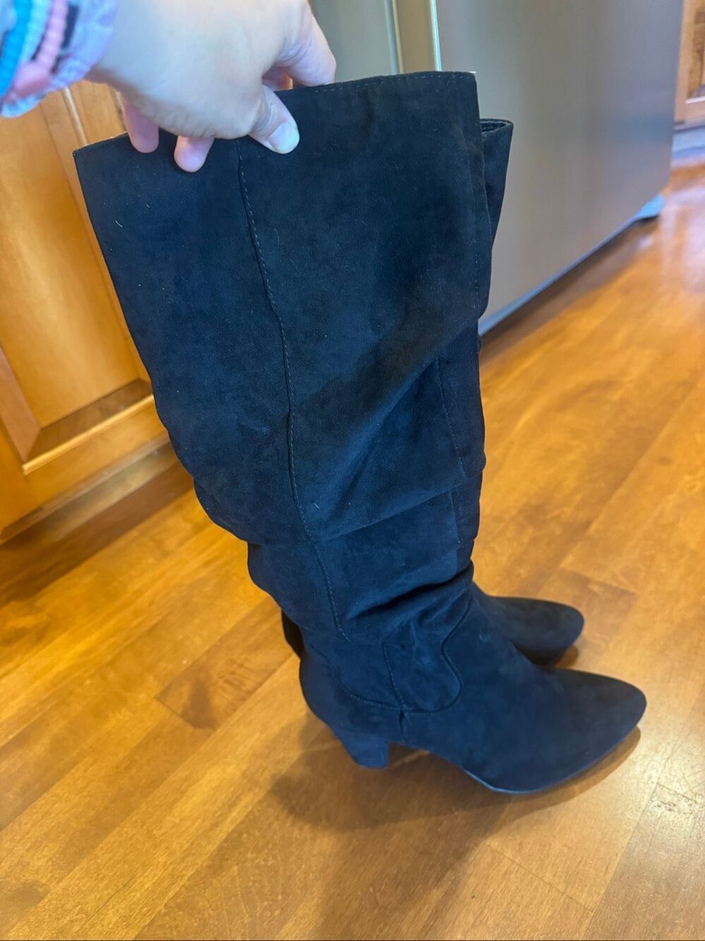 YNOT? Women’s Size 11M Black Faux Suede Slouch Knee High Heeled Boots